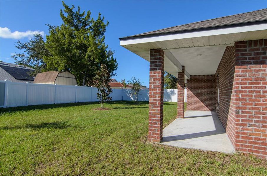 Exterior details and patio area of a home in , Palm Coast (Image 23).