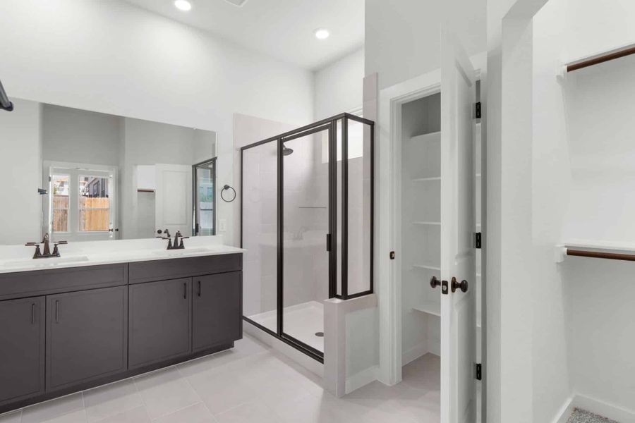 Furnished interior view inside a new home in Nolina, Georgetown (Image 10).