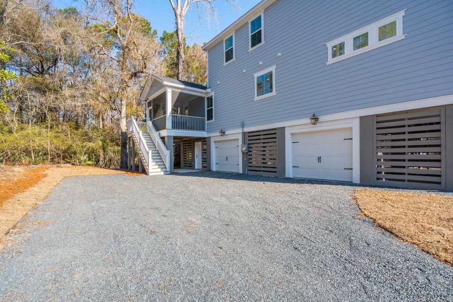 Exterior details and patio area of a home in Waterloo Estates, Johns Island (Image 3).