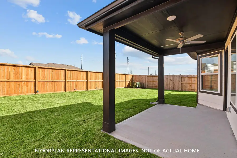 Image 18 of a home in Pinewood at Grand Texas.