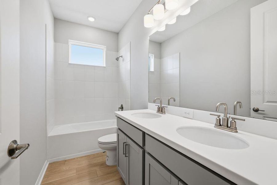 Furnished interior view inside a new home in Indigo Creek, Apollo Beach (Image 5). Furnished interior view inside a new home in Indigo Creek, Apollo Beach (Image 5).