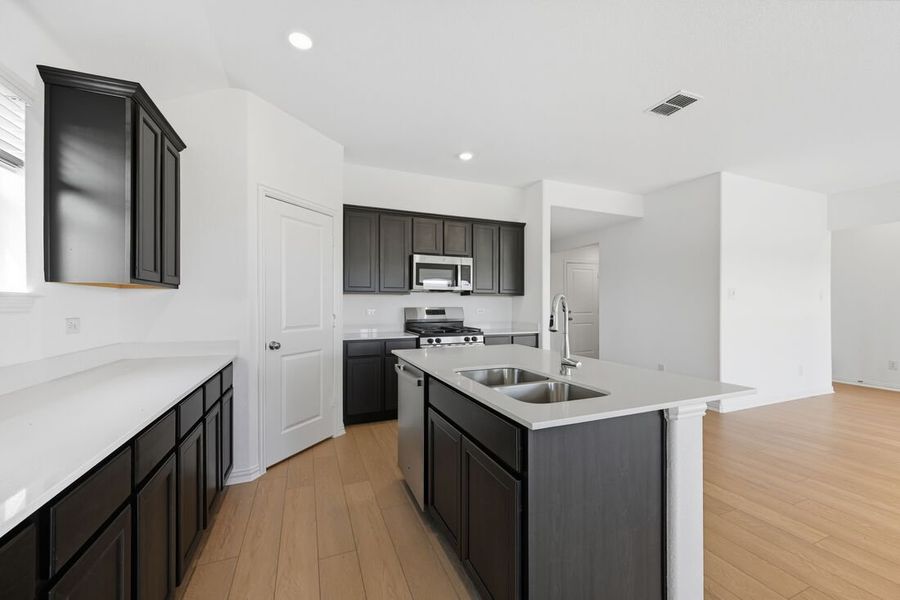 Furnished interior view inside a new home in River Ridge, Crandall (Image 10). Furnished interior view inside a new home in River Ridge, Crandall (Image 10).