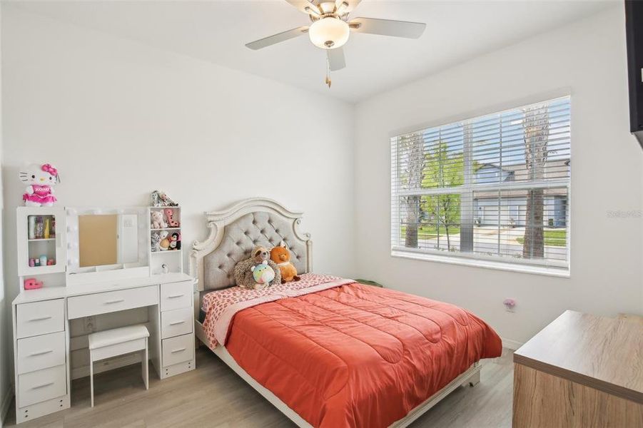 Guest bedroom. Guest bedroom.