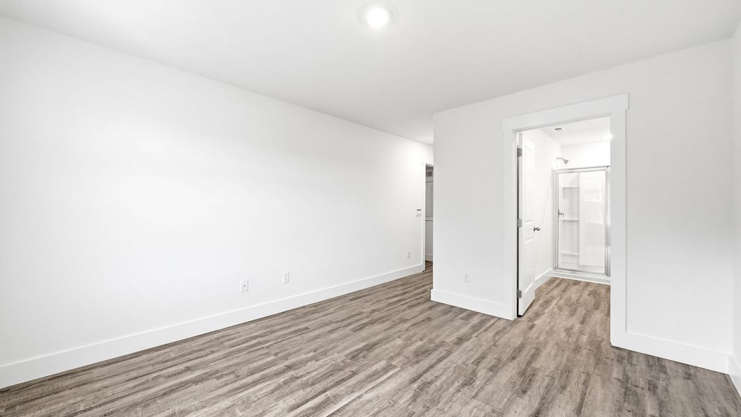 Spacious, unfurnished interior of a new home in The Arbor Townhomes, Kingsport (Image 23).