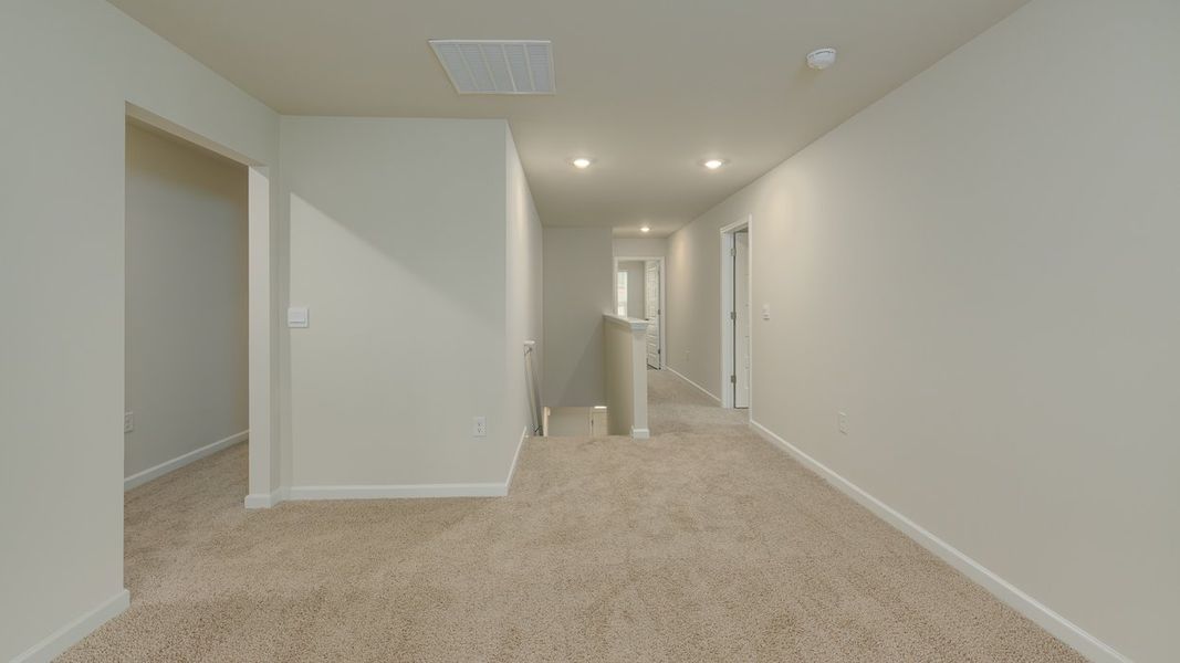 Spacious, unfurnished interior of a new home in Brooks Station, Dacula (Image 20).