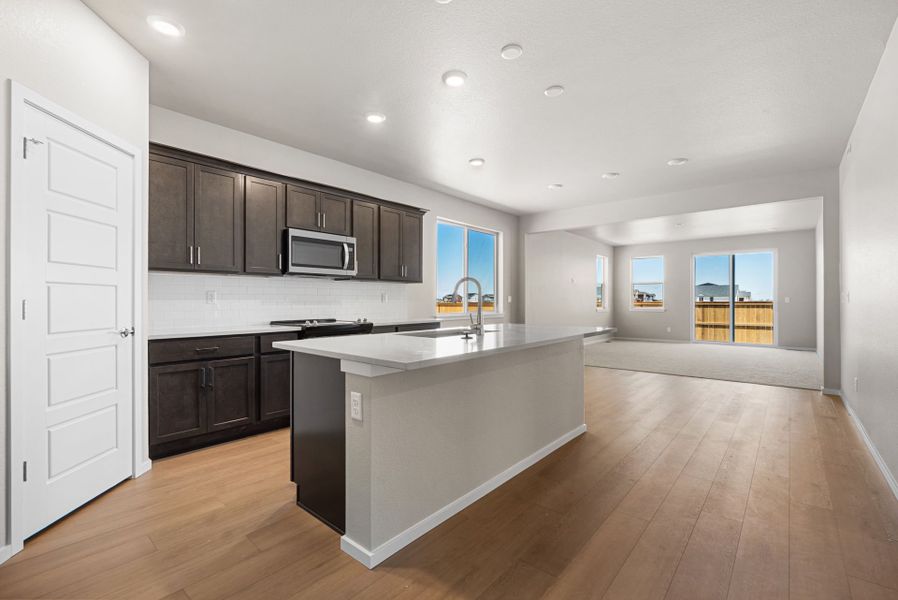 Furnished interior view inside a new home in Wolf Creek Run West, Strasburg (Image 6).
