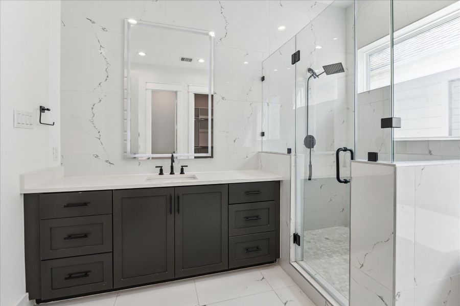 Furnished interior view inside a new home in Heights Estates, Houston (Image 5).