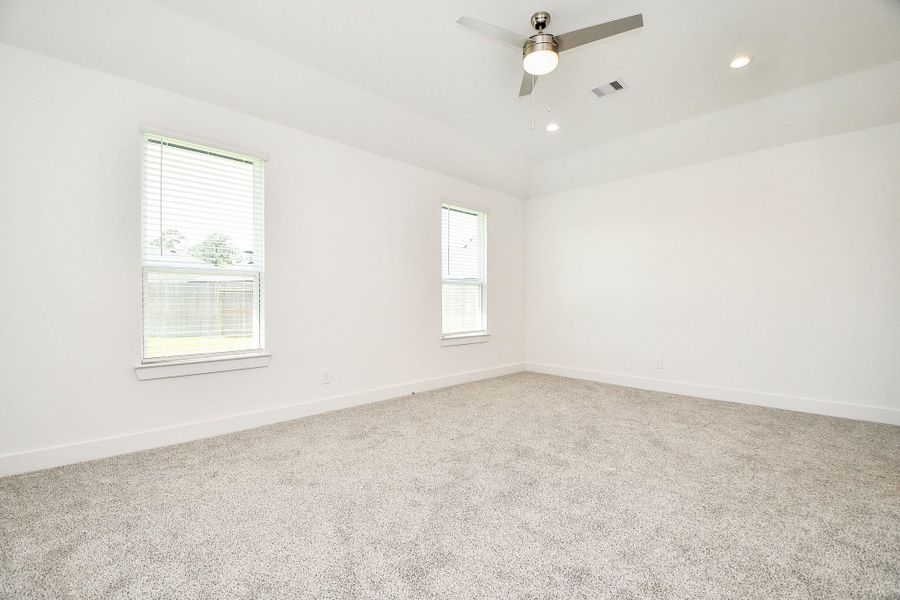 Spacious, unfurnished interior of a new home in Hills of Westlake, Conroe (Image 17). Spacious, unfurnished interior of a new home in Hills of Westlake, Conroe (Image 17).
