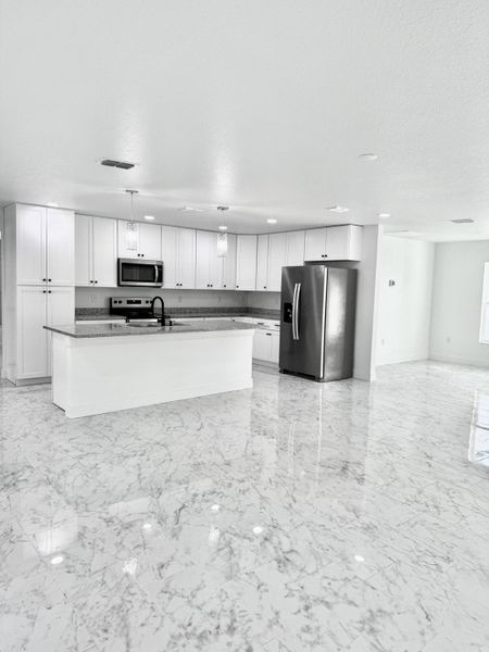 Kitchen 1