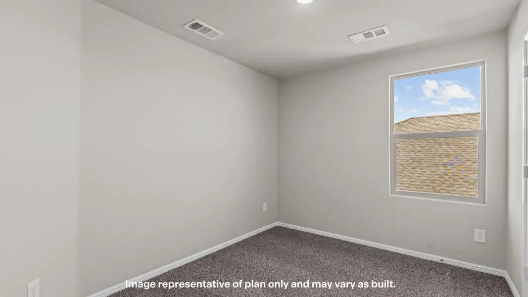 Spacious, unfurnished interior of a new home in Yukon Ridge, Odessa (Image 24).