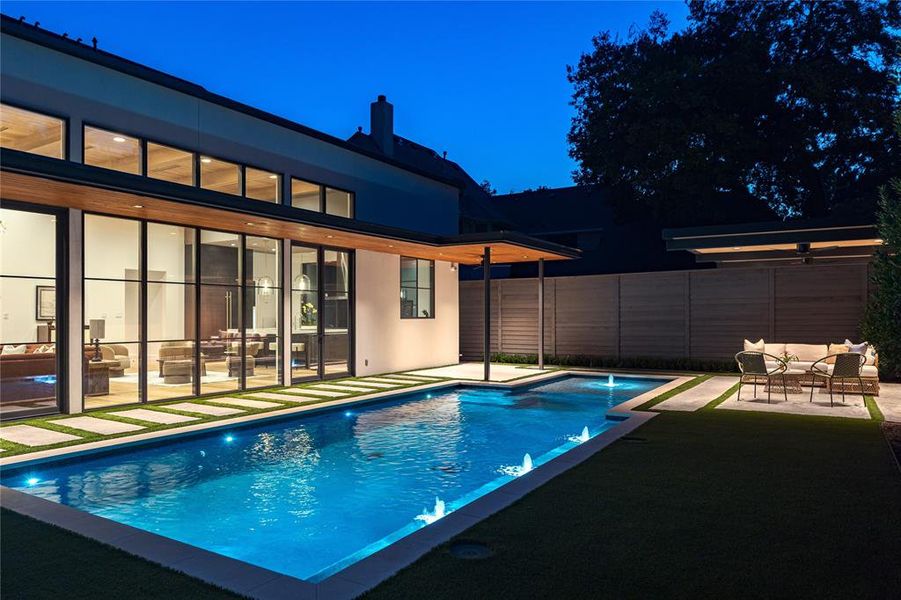 Image 23 of a home in . Image 23 of a home in .