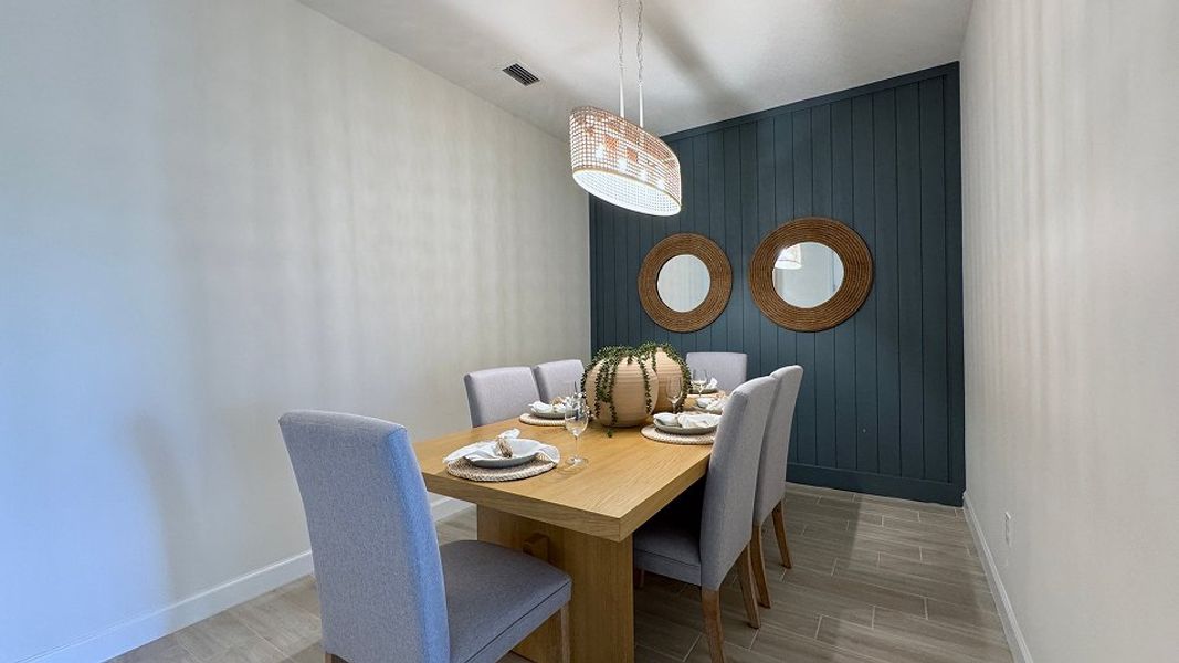 1308 Hibiscus Dining F1 5 5 25 1308 Hibiscus Dining F1 5 5 25