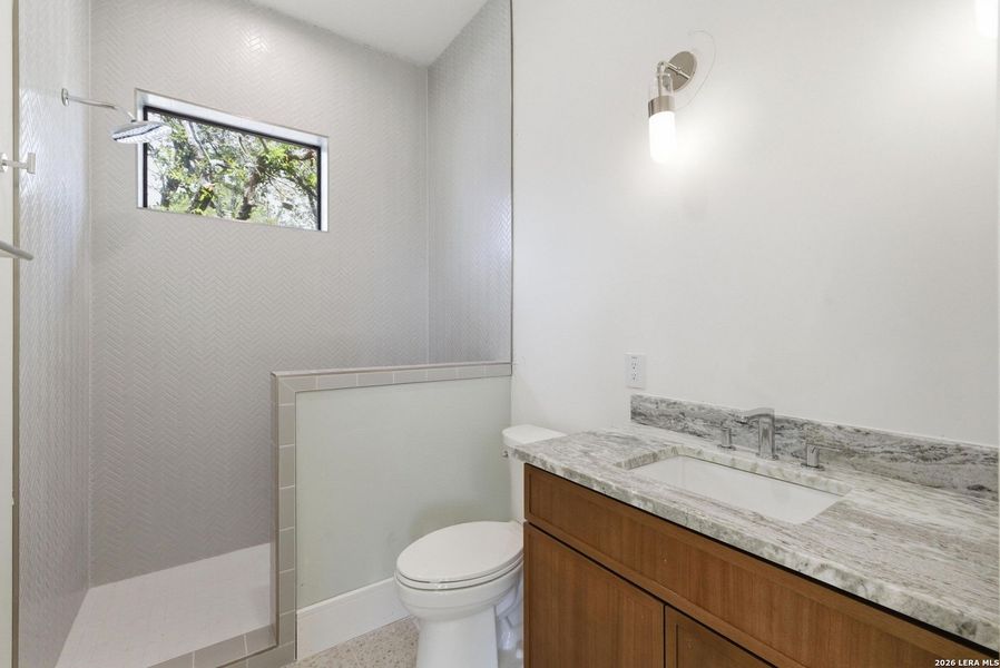 Furnished interior view inside a new home in , Boerne (Image 10).