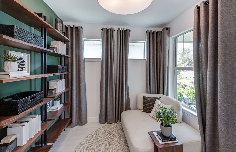 Flex space - perfect for a home office or den Flex space - perfect for a home office or den