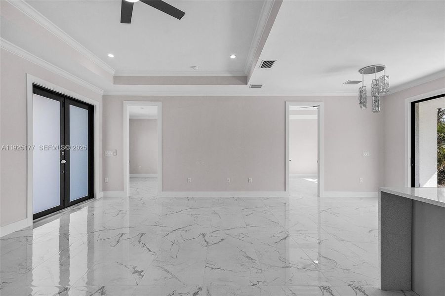 Spacious, unfurnished interior of a new home in , Naples (Image 12).