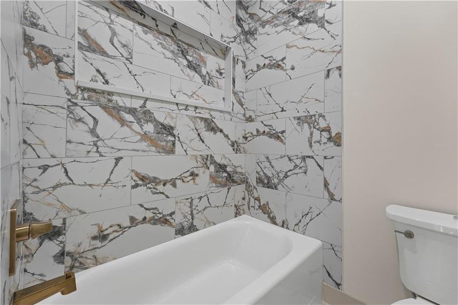 Furnished interior view inside a new home in , Gainesville (Image 16).