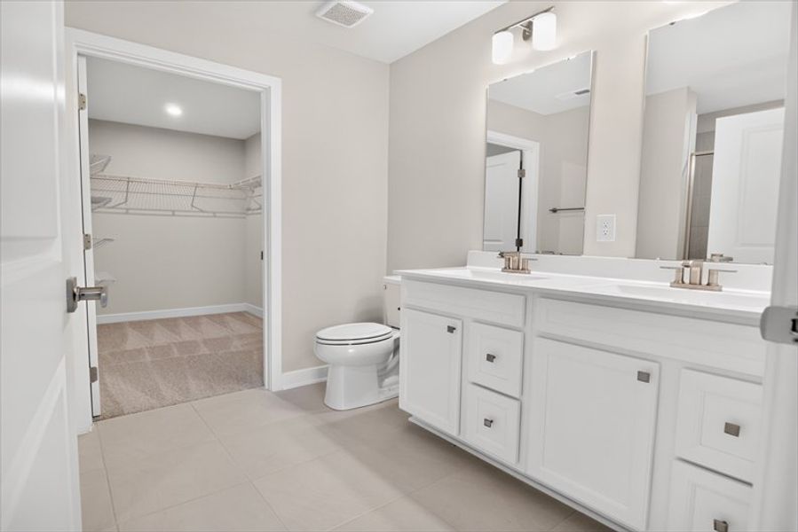Furnished interior view inside a new home in Arden Woods, Greenville (Image 4).