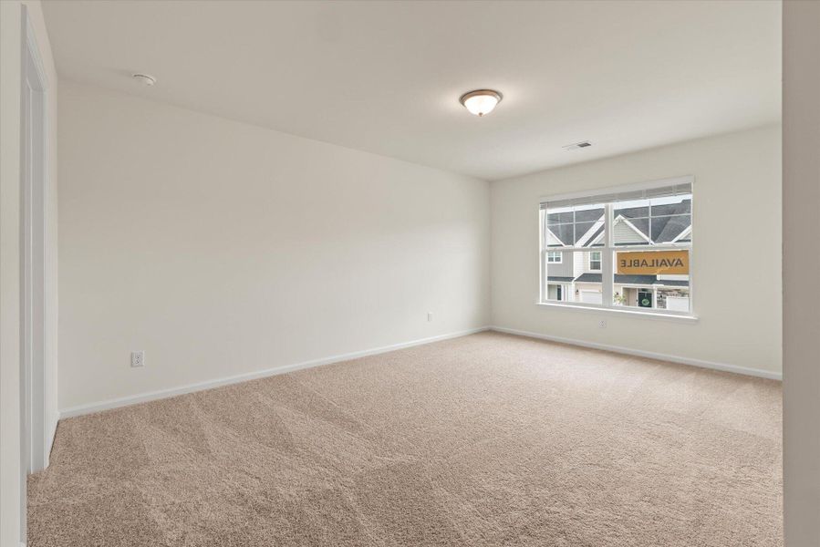 Spacious, unfurnished interior of a new home in The Landings at Montague, Goose Creek (Image 21).