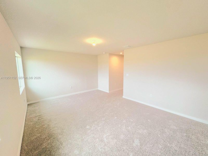 Spacious, unfurnished interior of a new home in , Florida City (Image 16). Spacious, unfurnished interior of a new home in , Florida City (Image 16).