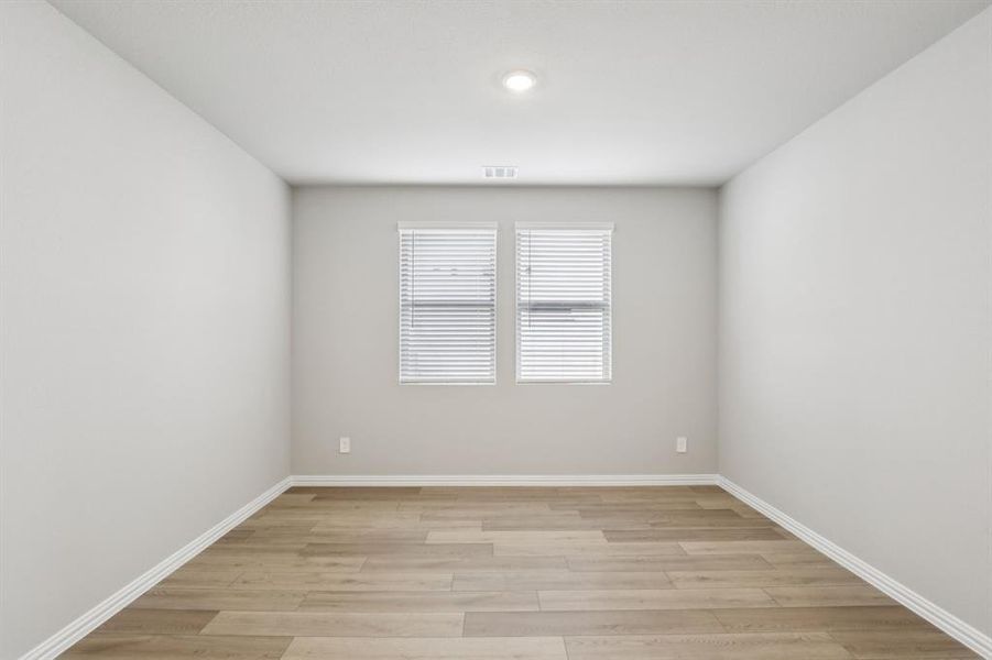 Spacious, unfurnished interior of a new home in Parks at Foster Crossing - Premier Series, Anna (Image 21). Spacious, unfurnished interior of a new home in Parks at Foster Crossing - Premier Series, Anna (Image 21).