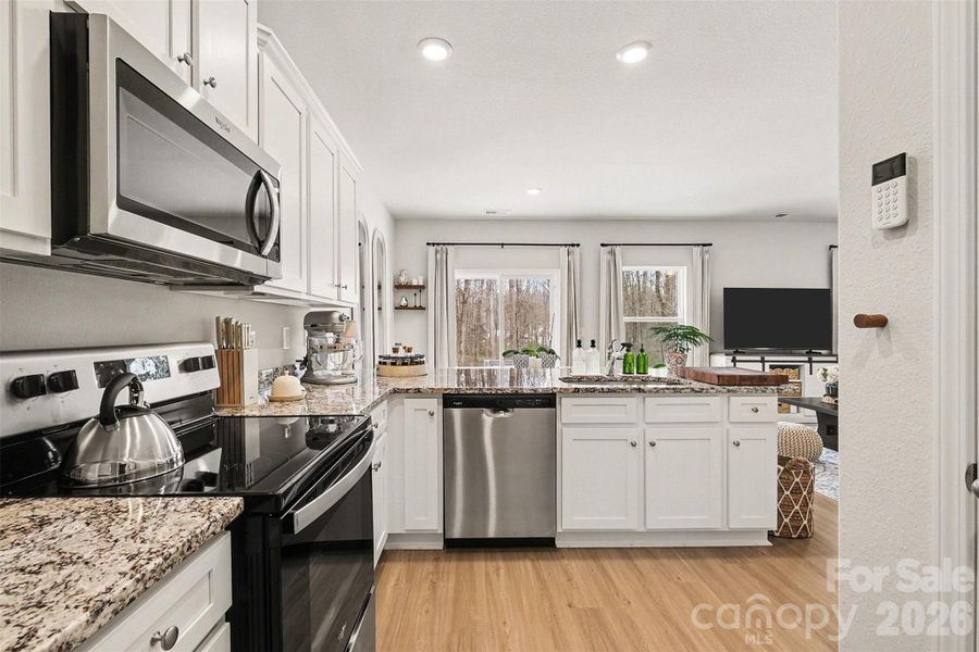 Furnished interior view inside a new home in , Gastonia (Image 17).