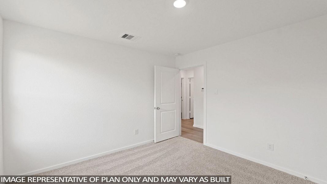 Spacious, unfurnished interior of a new home in Silverthorne, Conroe (Image 22).