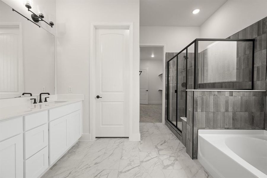 Furnished interior view inside a new home in Windmill Creeks, Weatherford (Image 6).