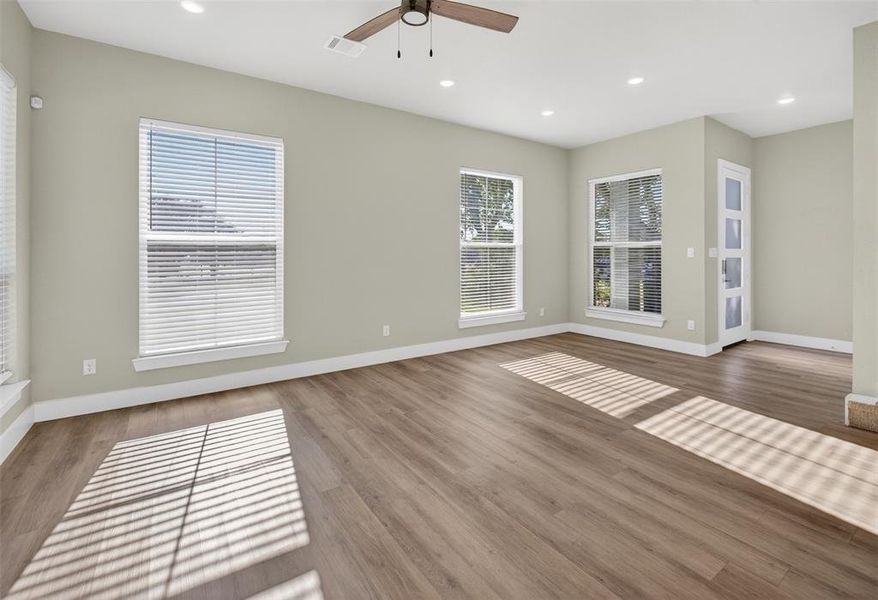 Spacious, unfurnished interior of a new home in , Fort Worth (Image 18).