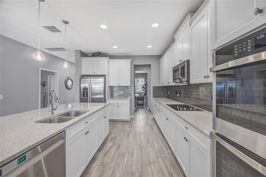 Furnished interior view inside a new home in , Wesley Chapel (Image 57).