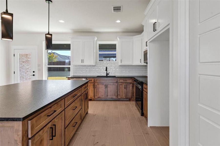 Furnished interior view inside a new home in , Granbury (Image 6).