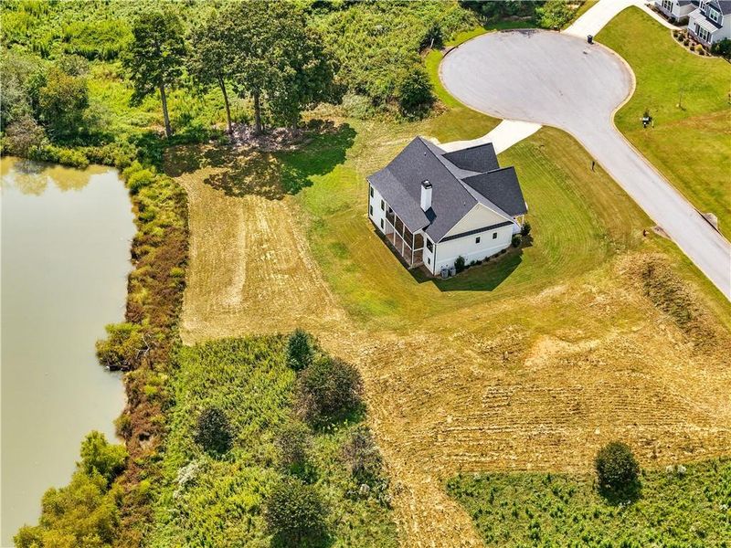 Image 47 of a home in .