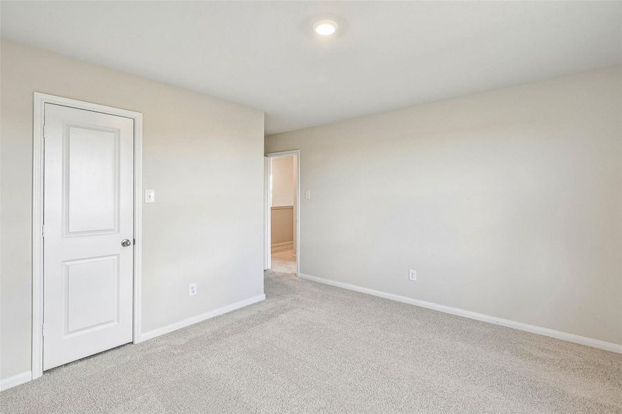 Spacious, unfurnished interior of a new home in Trails at Cochran Ranch, Waller (Image 28). Spacious, unfurnished interior of a new home in Trails at Cochran Ranch, Waller (Image 28).