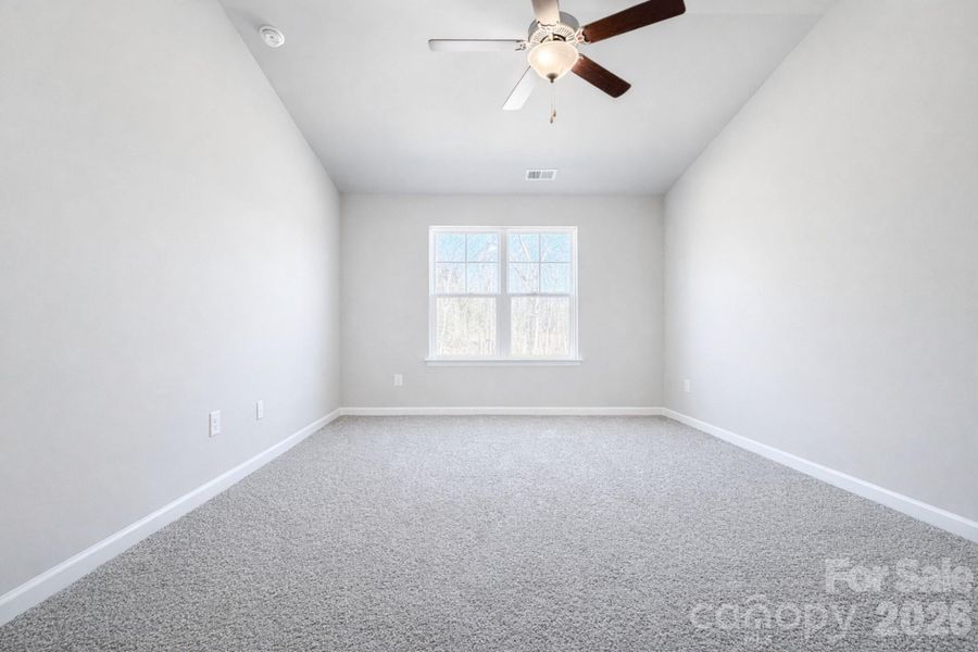 Spacious, unfurnished interior of a new home in , Charlotte (Image 10).
