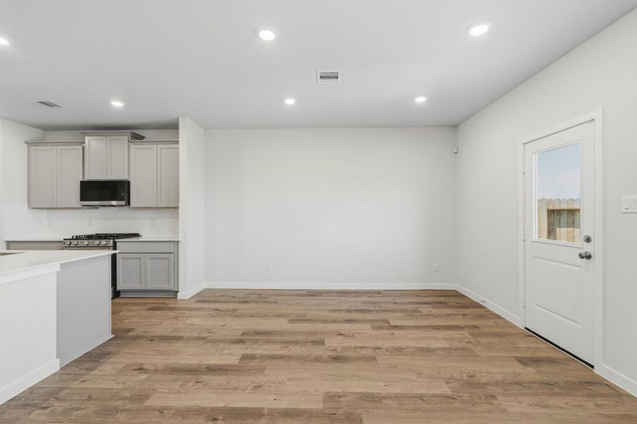 Spacious, unfurnished interior of a new home in Mirabella, Brookshire (Image 14).