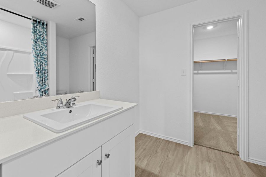Furnished interior view inside a new home in Schriber Ranch, Mustang Ridge (Image 19).