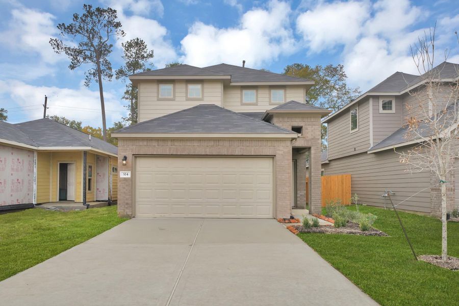 Image 7 of a home in Woodland Lakes. Image 7 of a home in Woodland Lakes.