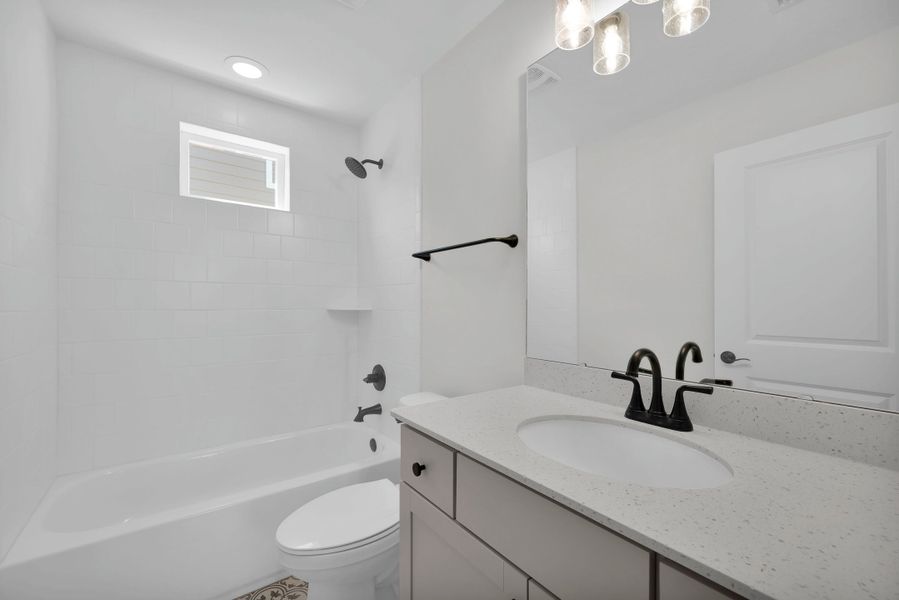 Representative furnished interior of a home built from the Miramar by Riverside Homes in Mariposa at EverRange, Jacksonville (Image 59).