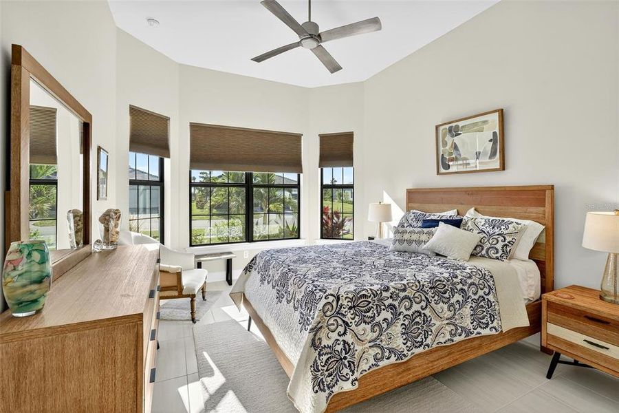 Furnished interior view inside a new home in , Venice (Image 27).