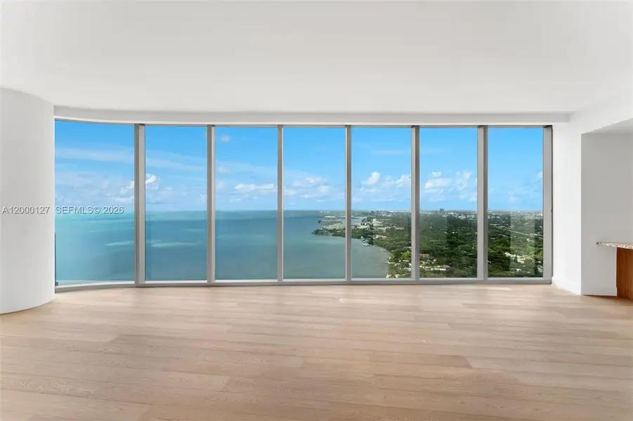 Spacious, unfurnished interior of a new home in , Miami (Image 7).
