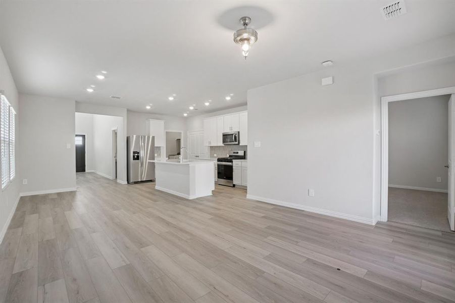 Spacious, unfurnished interior of a new home in Trails of Lavon - Spring Series, Lavon (Image 24).