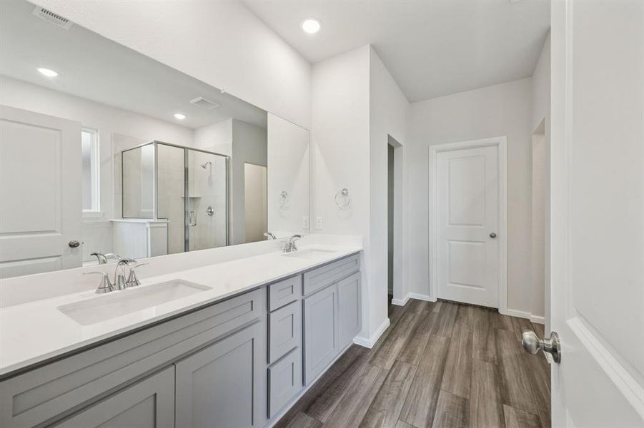 Furnished interior view inside a new home in Santorini, Seagoville (Image 8). Furnished interior view inside a new home in Santorini, Seagoville (Image 8).