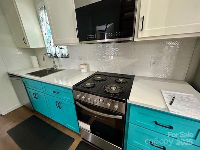 Close-up of interior finishes inside a home in , Granite Falls (Image 21).