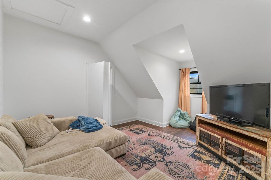 Furnished interior view inside a new home in , Nebo (Image 24).