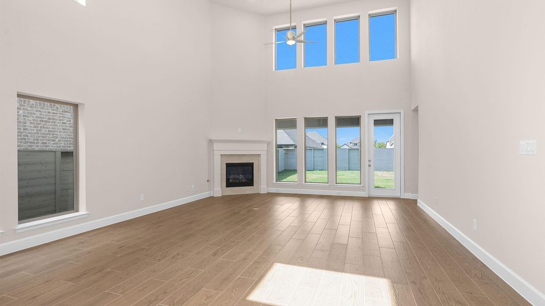 Spacious, unfurnished interior of a new home in Legacy, League City (Image 13). Spacious, unfurnished interior of a new home in Legacy, League City (Image 13).