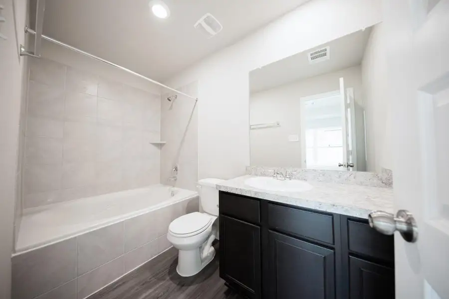 Furnished interior view inside a new home in Townsend Reserve, Splendora (Image 4). Furnished interior view inside a new home in Townsend Reserve, Splendora (Image 4).