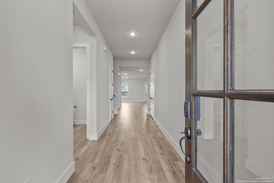 Spacious, unfurnished interior of a new home in Homestead, Schertz (Image 15). Spacious, unfurnished interior of a new home in Homestead, Schertz (Image 15).
