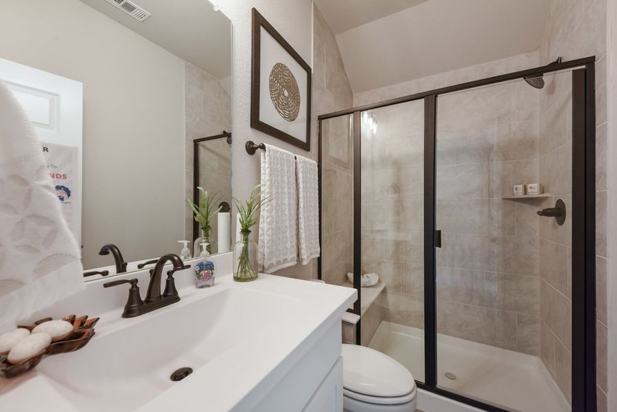 Furnished interior view inside a new home in Las Lomas, Forney (Image 21).