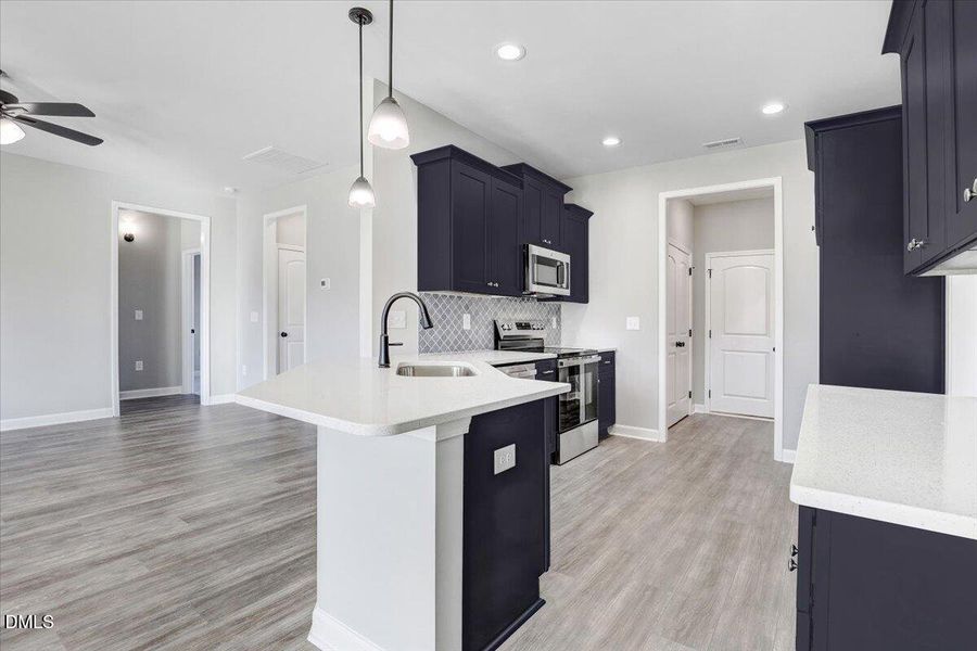 24-3711 Drew Farmer Rd-24