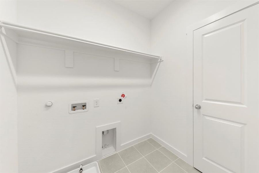 26_1833 Azalea_2283_Elm II_Utility