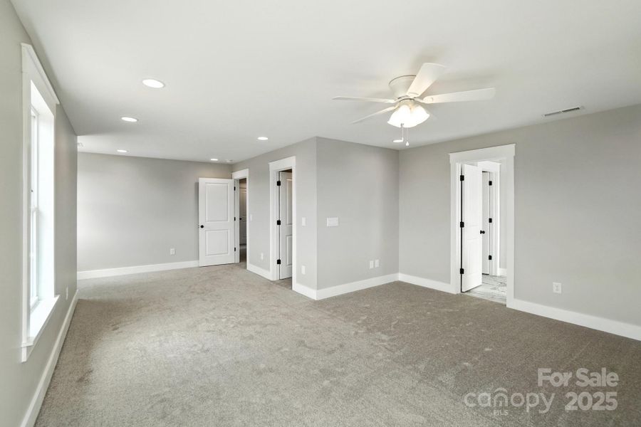 Spacious, unfurnished interior of a new home in , Marshville (Image 16).